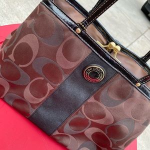 Coach purse in good condition
